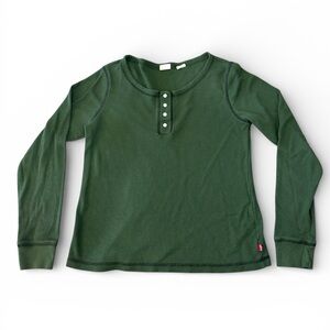 Levi's Forest Green Long Sleeve Tee